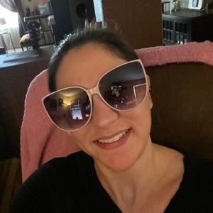 Meet your Posher, Kelley